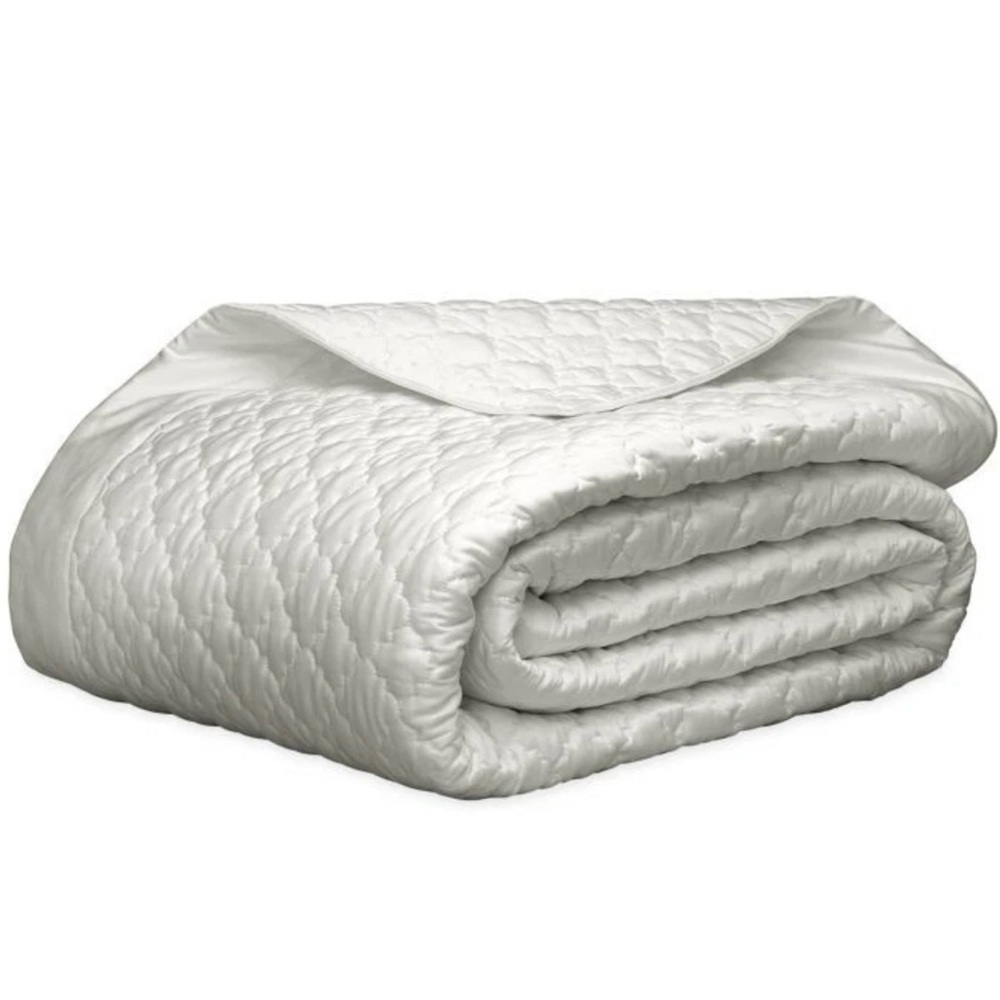 Matouk Ava Quilt Silver Sateen King Retail $898 NWOT